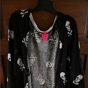 Long sleeve skull cardigan Size 6x